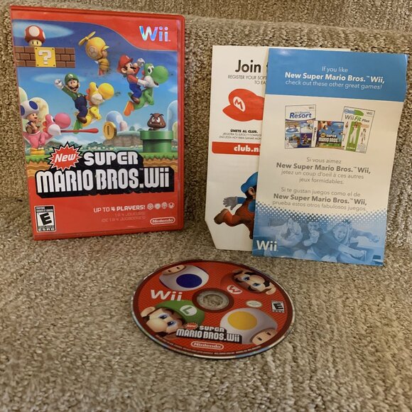 New Super Mario Bros. Wii (Nintendo Wii, 2009) Video Game - Picture 1 of 5